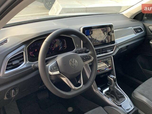 Фольксваген Ти-Рок, объемом двигателя 1.4 л и пробегом 0 тыс. км за 31613 $, фото 11 на Automoto.ua