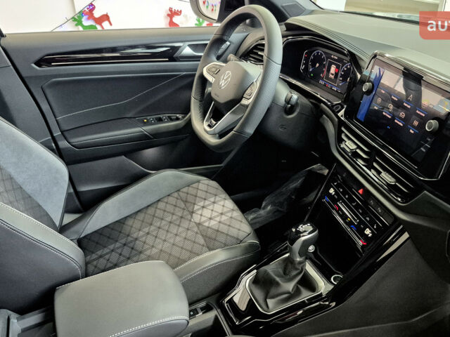 Фольксваген Ті-Рок, об'ємом двигуна 1.4 л та пробігом 0 тис. км за 35065 $, фото 29 на Automoto.ua