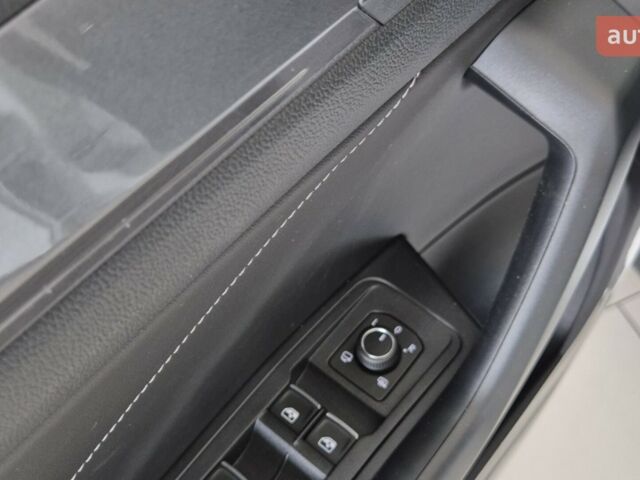 Фольксваген Ти-Рок, объемом двигателя 1.4 л и пробегом 0 тыс. км за 30999 $, фото 11 на Automoto.ua