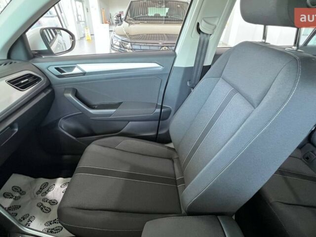 Фольксваген Ти-Рок, объемом двигателя 1.4 л и пробегом 0 тыс. км за 28700 $, фото 17 на Automoto.ua