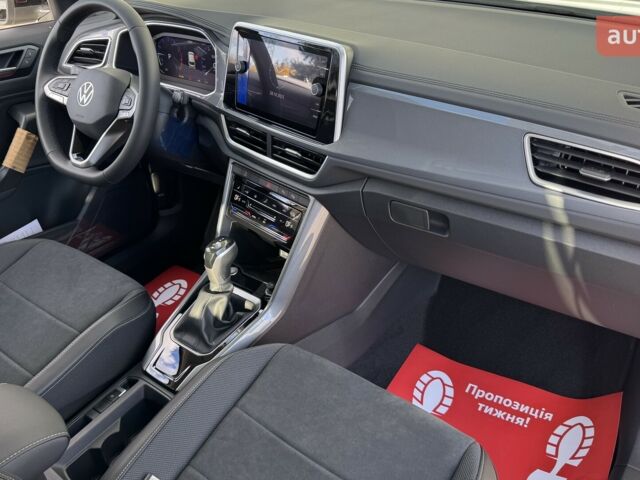 Фольксваген Ті-Рок, об'ємом двигуна 1.4 л та пробігом 0 тис. км за 31500 $, фото 18 на Automoto.ua