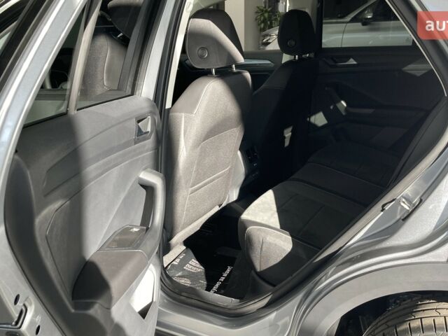 купить новое авто Фольксваген Ти-Рок 2025 года от официального дилера Автодім Атлант на Вацлава Гавела Фольксваген фото