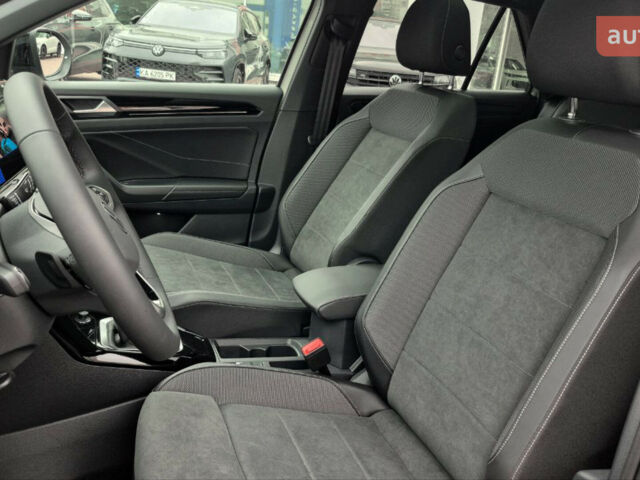 купить новое авто Фольксваген Ти-Рок 2025 года от официального дилера Автодім Атлант на Вацлава Гавела Фольксваген фото