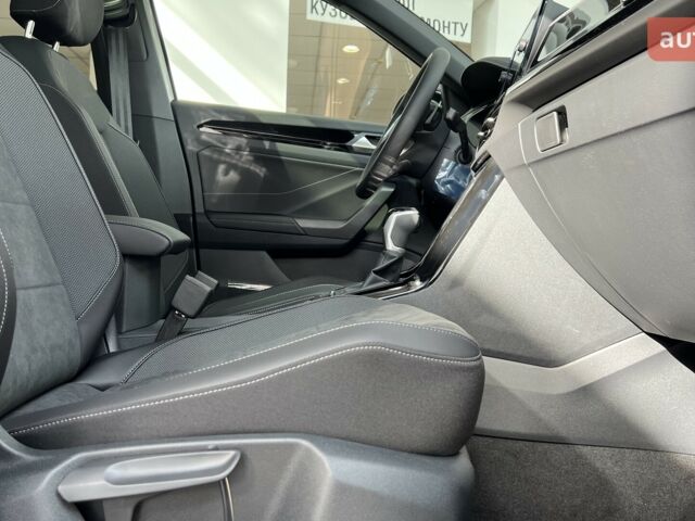 купить новое авто Фольксваген Ти-Рок 2025 года от официального дилера Автоцентр AUTO.RIA Фольксваген фото