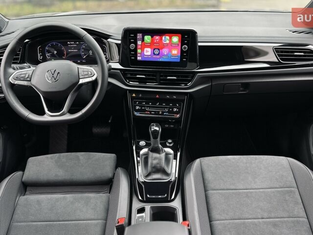 купить новое авто Фольксваген Ти-Рок 2025 года от официального дилера Автодім Атлант на Вацлава Гавела Фольксваген фото