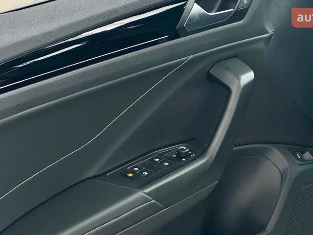 Фольксваген Ти-Рок, объемом двигателя 1.4 л и пробегом 0 тыс. км за 33450 $, фото 23 на Automoto.ua