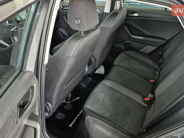 купить новое авто Фольксваген Ти-Рок 2025 года от официального дилера Автодім Атлант на Вацлава Гавела Фольксваген фото