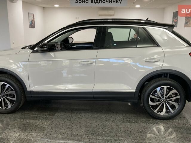 купить новое авто Фольксваген Ти-Рок 2025 года от официального дилера Автодім Атлант на Вацлава Гавела Фольксваген фото
