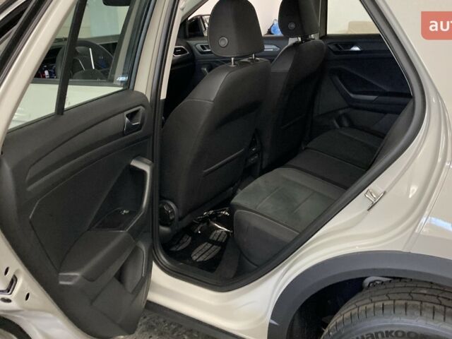 купить новое авто Фольксваген Ти-Рок 2025 года от официального дилера Автодім Атлант на Вацлава Гавела Фольксваген фото