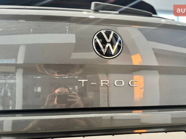 Фольксваген Ті-Рок, об'ємом двигуна 1.4 л та пробігом 0 тис. км за 33635 $, фото 10 на Automoto.ua