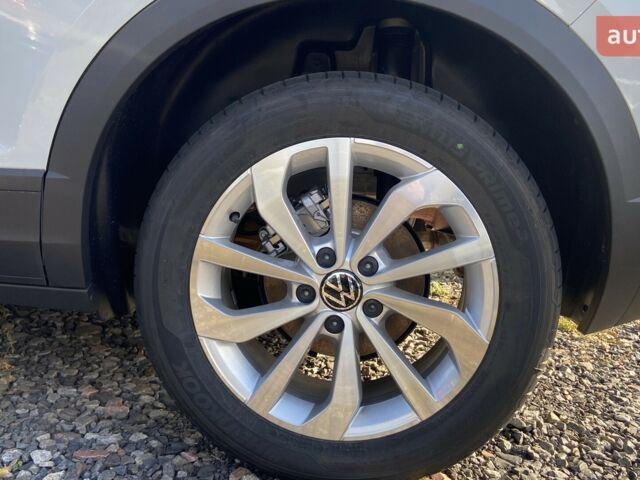 Фольксваген Ті-Рок, об'ємом двигуна 1.4 л та пробігом 0 тис. км за 30255 $, фото 5 на Automoto.ua