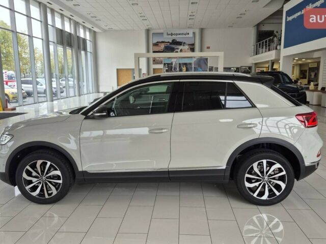 Фольксваген Ти-Рок, объемом двигателя 1.4 л и пробегом 0 тыс. км за 30999 $, фото 1 на Automoto.ua