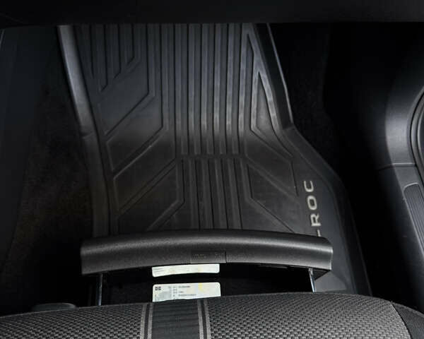 Сірий Фольксваген Ті-Рок, об'ємом двигуна 1.97 л та пробігом 175 тис. км за 25500 $, фото 41 на Automoto.ua