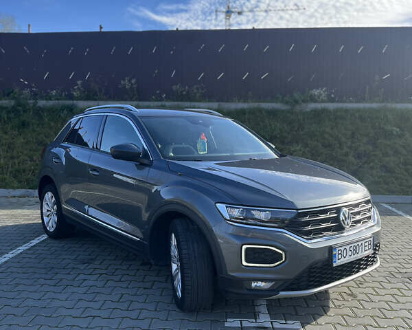 Серый Фольксваген Ти-Рок, объемом двигателя 1.5 л и пробегом 86 тыс. км за 21500 $, фото 3 на Automoto.ua