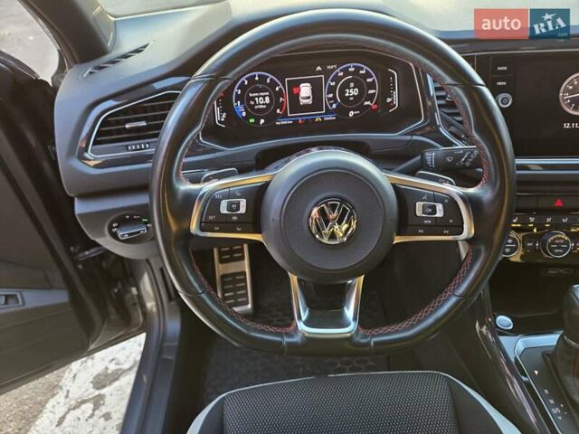 Сірий Фольксваген Ті-Рок, об'ємом двигуна 1.5 л та пробігом 32 тис. км за 21600 $, фото 5 на Automoto.ua