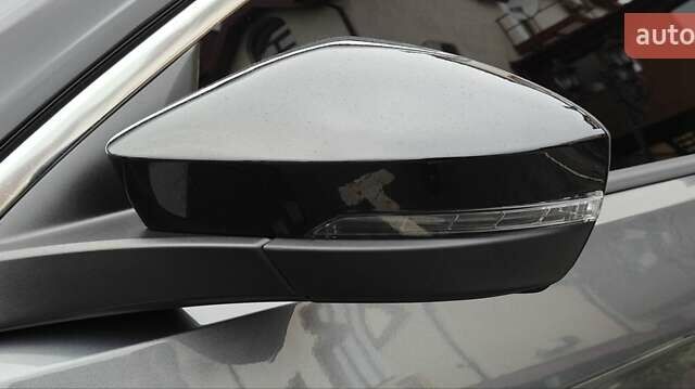 Серый Фольксваген Ти-Рок, объемом двигателя 1.5 л и пробегом 49 тыс. км за 22400 $, фото 13 на Automoto.ua