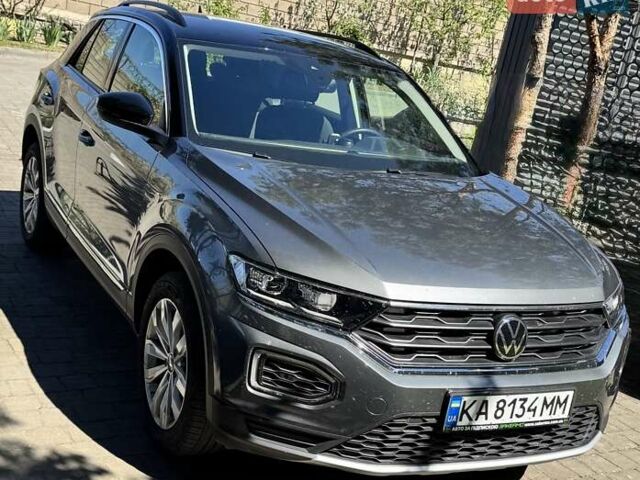 Сірий Фольксваген Ті-Рок, об'ємом двигуна 1.5 л та пробігом 34 тис. км за 26399 $, фото 4 на Automoto.ua