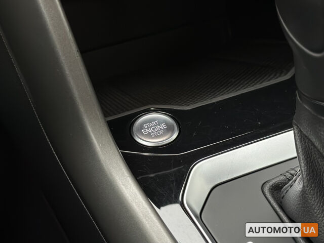 Сірий Фольксваген Ті-Рок, об'ємом двигуна 1.5 л та пробігом 89 тис. км за 23200 $, фото 31 на Automoto.ua