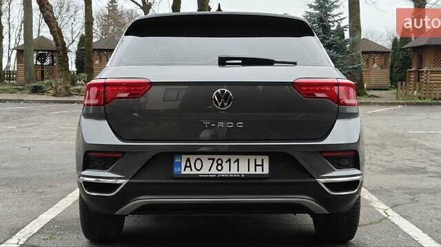 Серый Фольксваген Ти-Рок, объемом двигателя 1.5 л и пробегом 49 тыс. км за 22400 $, фото 8 на Automoto.ua