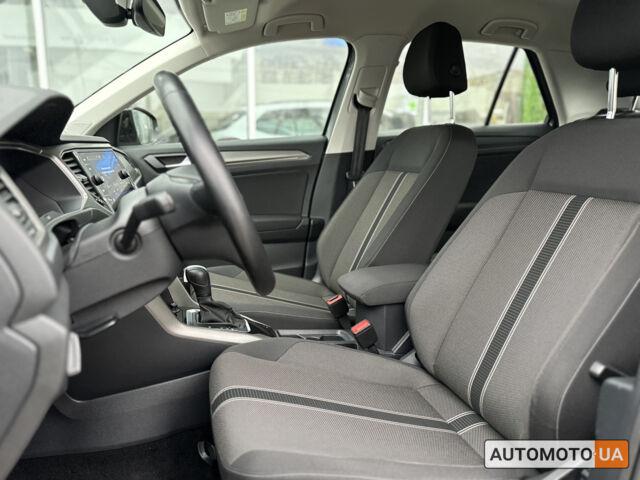 Сірий Фольксваген Ті-Рок, об'ємом двигуна 1.5 л та пробігом 89 тис. км за 23200 $, фото 12 на Automoto.ua