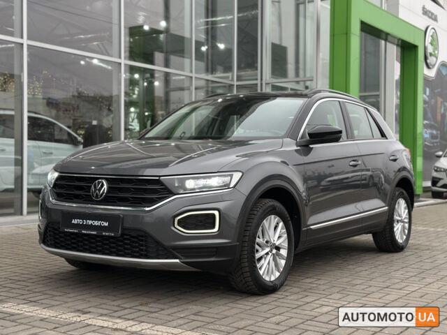 Сірий Фольксваген Ті-Рок, об'ємом двигуна 1.5 л та пробігом 89 тис. км за 23200 $, фото 8 на Automoto.ua