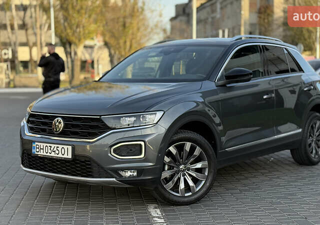 Серый Фольксваген Ти-Рок, объемом двигателя 1.5 л и пробегом 60 тыс. км за 25900 $, фото 14 на Automoto.ua