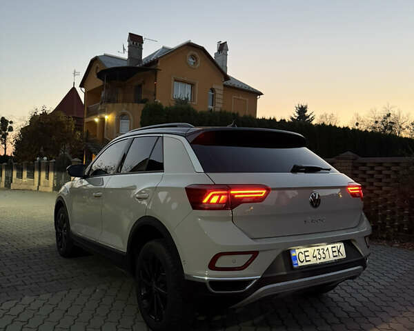 Сірий Фольксваген Ті-Рок, об'ємом двигуна 1.5 л та пробігом 31 тис. км за 29000 $, фото 7 на Automoto.ua