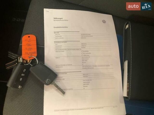 Серый Фольксваген Ти-Рок, объемом двигателя 2 л и пробегом 170 тыс. км за 21999 $, фото 16 на Automoto.ua