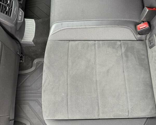 Серый Фольксваген Ти-Рок, объемом двигателя 1.5 л и пробегом 24 тыс. км за 29500 $, фото 21 на Automoto.ua