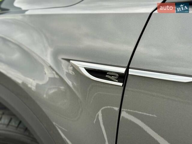 Серый Фольксваген Ти-Рок, объемом двигателя 1.4 л и пробегом 7 тыс. км за 33900 $, фото 29 на Automoto.ua