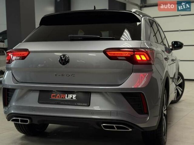 Серый Фольксваген Ти-Рок, объемом двигателя 1.4 л и пробегом 11 тыс. км за 32500 $, фото 19 на Automoto.ua