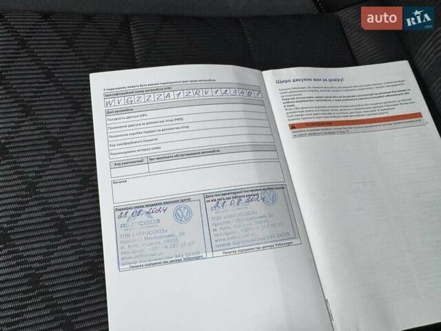 Серый Фольксваген Ти-Рок, объемом двигателя 1.4 л и пробегом 7 тыс. км за 33900 $, фото 74 на Automoto.ua