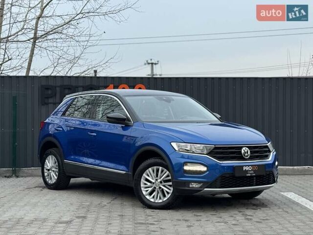 Синий Фольксваген Ти-Рок, объемом двигателя 1.5 л и пробегом 96 тыс. км за 18400 $, фото 4 на Automoto.ua