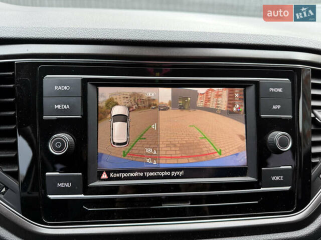 Синий Фольксваген Ти-Рок, объемом двигателя 1.5 л и пробегом 58 тыс. км за 19999 $, фото 9 на Automoto.ua