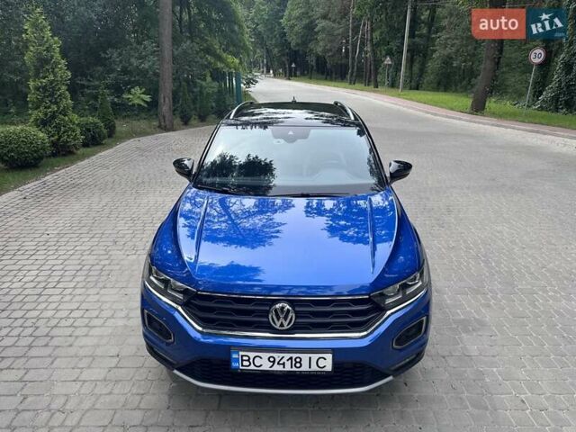 Синий Фольксваген Ти-Рок, объемом двигателя 1.5 л и пробегом 59 тыс. км за 25900 $, фото 1 на Automoto.ua