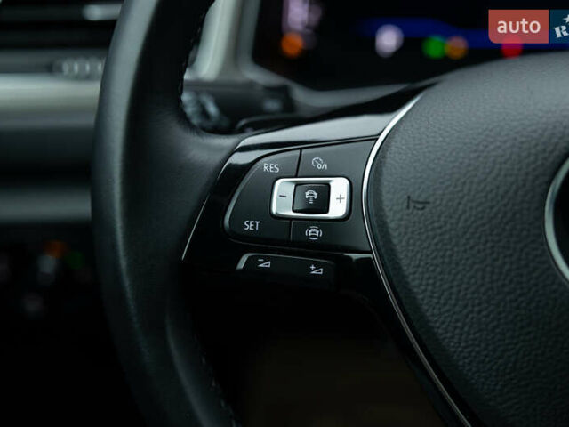 Синій Фольксваген Ті-Рок, об'ємом двигуна 1.97 л та пробігом 211 тис. км за 23700 $, фото 29 на Automoto.ua