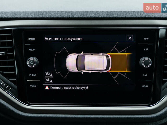 Синій Фольксваген Ті-Рок, об'ємом двигуна 1.97 л та пробігом 211 тис. км за 23700 $, фото 26 на Automoto.ua