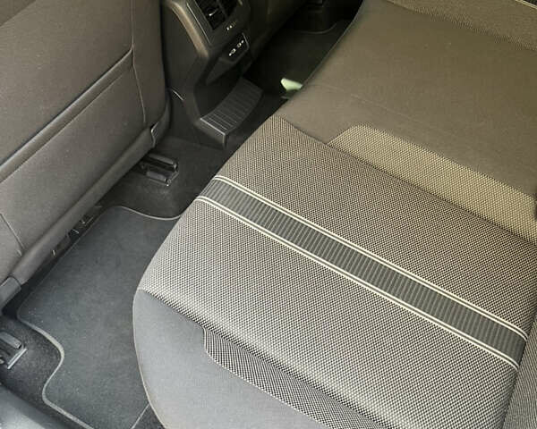 Синий Фольксваген Ти-Рок, объемом двигателя 1.5 л и пробегом 58 тыс. км за 24350 $, фото 6 на Automoto.ua