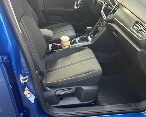 Фольксваген Ти-Рок 2021 в Киеве на Automoto.ua Синий Фольксваген Ти-Рок, объемом двигателя 1.5 л и пробегом 120 тыс. км за 22500 $, фото 14 на Automoto.ua