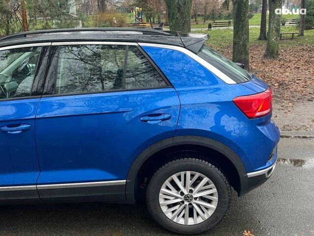 Синий Фольксваген Ти-Рок, объемом двигателя 1.5 л и пробегом 120 тыс. км за 21490 $, фото 6 на Automoto.ua