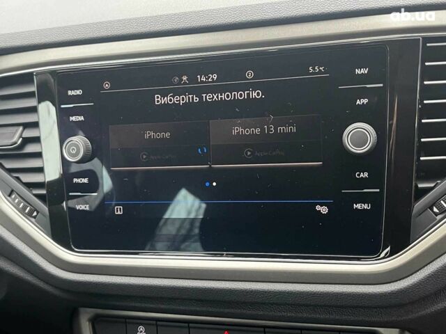 Синий Фольксваген Ти-Рок, объемом двигателя 1.5 л и пробегом 120 тыс. км за 21490 $, фото 18 на Automoto.ua