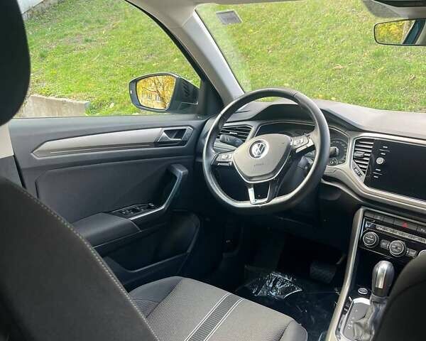 Фольксваген Ти-Рок 2021 в Киеве на Automoto.ua Синий Фольксваген Ти-Рок, объемом двигателя 1.5 л и пробегом 120 тыс. км за 22500 $, фото 7 на Automoto.ua