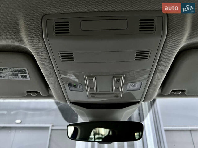 Синий Фольксваген Ти-Рок, объемом двигателя 1.5 л и пробегом 39 тыс. км за 23500 $, фото 21 на Automoto.ua