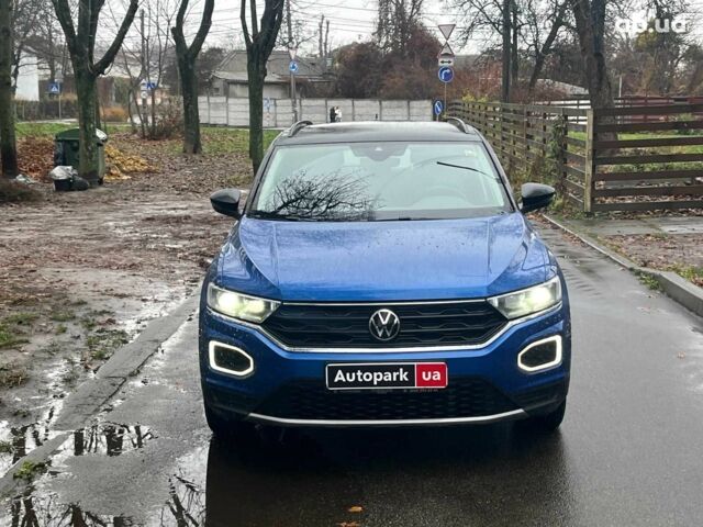 Синий Фольксваген Ти-Рок, объемом двигателя 1.5 л и пробегом 120 тыс. км за 21490 $, фото 1 на Automoto.ua