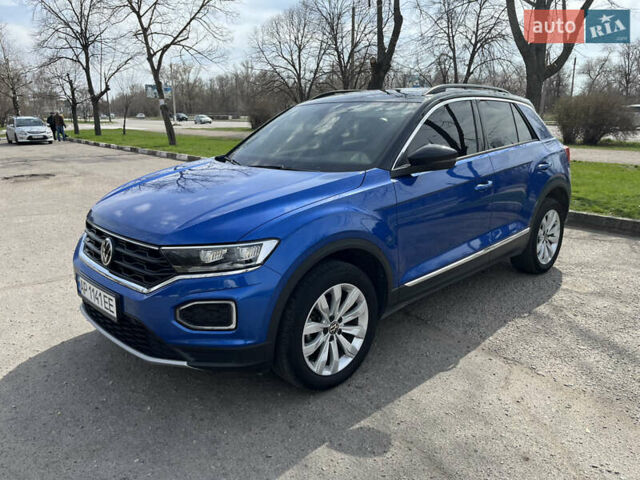 Синий Фольксваген Ти-Рок, объемом двигателя 1.5 л и пробегом 58 тыс. км за 24350 $, фото 3 на Automoto.ua