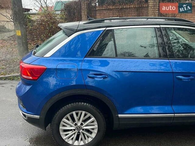 Синий Фольксваген Ти-Рок, объемом двигателя 1.5 л и пробегом 120 тыс. км за 21490 $, фото 12 на Automoto.ua