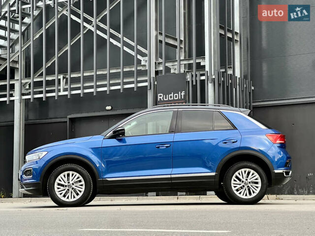 Синий Фольксваген Ти-Рок, объемом двигателя 1.5 л и пробегом 39 тыс. км за 23500 $, фото 4 на Automoto.ua