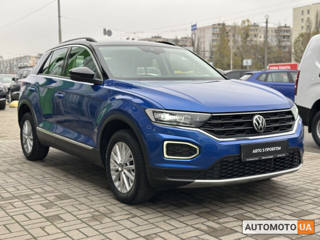 Синий Фольксваген Ти-Рок, объемом двигателя 1.5 л и пробегом 96 тыс. км за 23300 $, фото 6 на Automoto.ua