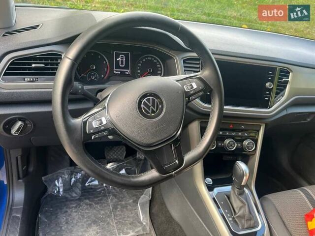 Фольксваген Ти-Рок 2021 в Киеве на Automoto.ua Синий Фольксваген Ти-Рок, объемом двигателя 1.5 л и пробегом 120 тыс. км за 22500 $, фото 10 на Automoto.ua
