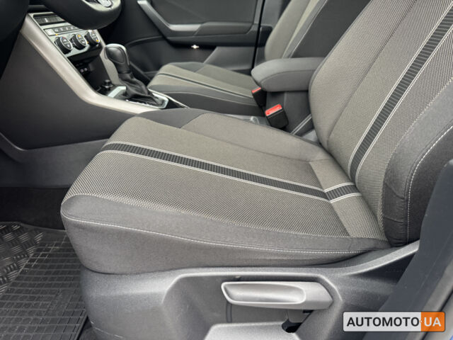 Синій Фольксваген Ті-Рок, об'ємом двигуна 1.5 л та пробігом 76 тис. км за 23500 $, фото 19 на Automoto.ua